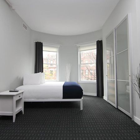 Stylish Newbury Street Studio, #4 Boston Bagian luar foto